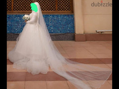 فستان زفاف مستعمل