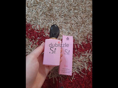 sì perfume from Dubai