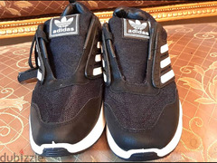 حذاء ماركة ( Adidas ) مقاس 45 . جديد لانج لم يستخدم . اللون : اسود - 2