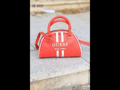 Guess 
Size : 24*15 - 3
