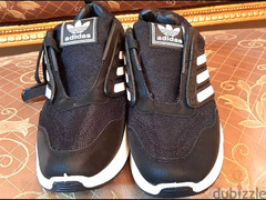 حذاء ماركة ( Adidas ) مقاس 45 . جديد لانج لم يستخدم . اللون : اسود - 4