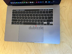 MacBook Pro Model 2019 i7 - 4