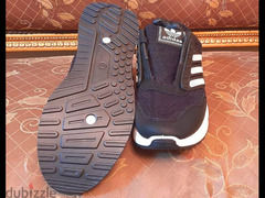 حذاء ماركة ( Adidas ) مقاس 45 . جديد لانج لم يستخدم . اللون : اسود - 5