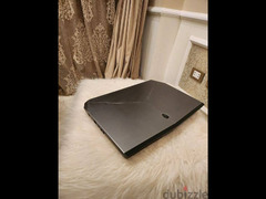 alienware laptop 15 R2