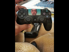 ps4 fat with two controllers with good condition software 11.50 - 2