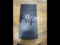 Galaxy Z Flip 4 256G Black جديد متبرشم - 1