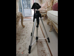 Tripod For Professional Cameras Exellent Condition - 1