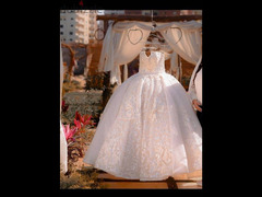 فستان زفاف ملكي جديد