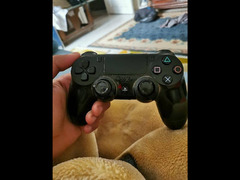 ps4 fat with two controllers with good condition software 11.50 - 3