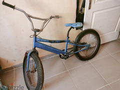 دراجه نيجر  تحتاج الى بعض التظبيط نتيجة الركنه وعدم الاستخدام
