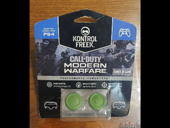 NEW !!
Kontrolfreek Grips for PS4 & PS5 Controllers