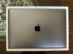Apple Macbook Pro 13-Inch - 1