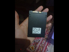 Kingston 256 SSD hard disk - 2