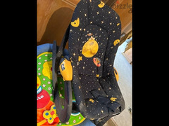 chicoo bouncing chair and car seatكرسى هزاز ماركه شيكو - 2