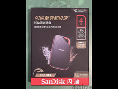 Sandisk ssd 4tb portable extreme pro with speed up to 1050 mb/s