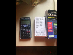calculator Casio fx 82 es like new - 2