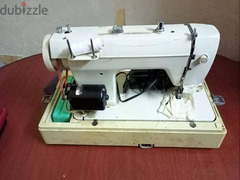 مكينة خياطة برزر مستعملة - 3