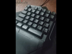 half gaming keyboard RGB but not mechanical - 2