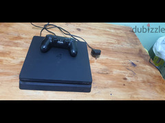 PlayStation 4 مع دراع أصلي