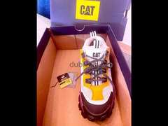 جزمة اصلية Caterpillar  unisex مقاس ٣٩  CAT Shoes - 5