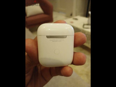 Iphone Airpods with charging case - 5