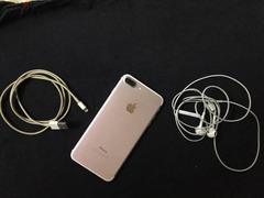 (apple) iphone 7 plus 128GB Rose gold got it from australia - 1