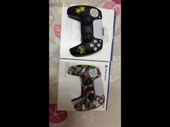 PS5 controllers - 4