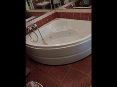 jaccuzi bathtub ideal standard slightly used