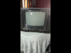 تليفزيون قديم