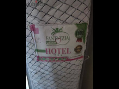 fantasia hotel mattress مرتبة فانتازيا نوع هوتل سوست متصله ١٢٠*١٩٥ سم - 1