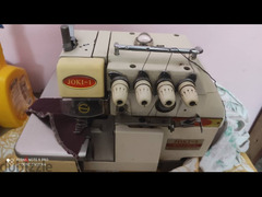 ماكينة خياطة ٤فتلة أوفرلوك