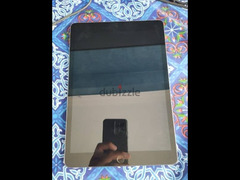 iPad (7th Generation) Wi-Fi 128GB Space Gray For Sale - 4