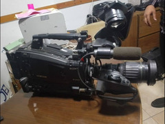 كاميرا BM 400. مع عدسه وايت