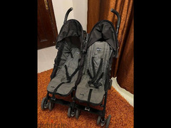 stroller chicco عربية أطفال تؤام للبيع