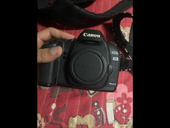 canon 5d mark ii & lens 50 mm