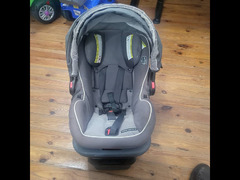 كرسي سيارة للاطفال وارد امريكا والله بحالة ممتازة car seat - 5