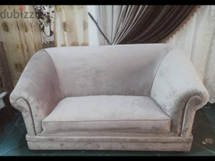 sofa with a very good condition