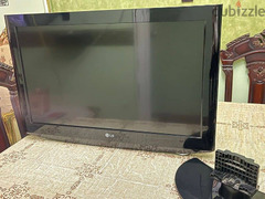 شاشة LG LCD 32 بوصة - 2