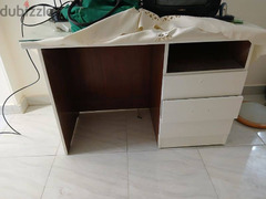 مكتب خشبي للبيع - 3