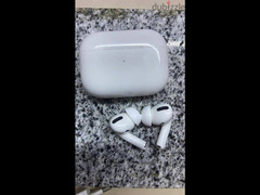Airpods pro with magsafe charging case وارد كندا - 1