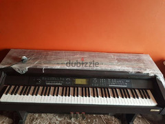 DRM -8802 digital piano
