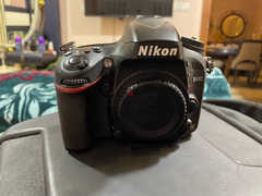 Nikon d610 like new with all thing box - 3