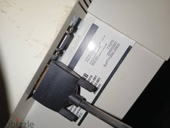 شاشة Fujitsu 24 الماني 60 هرتز 24 بوصة بحالة الزيرو - 4