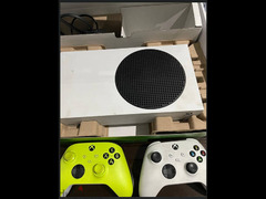 Xbox Series S, 512GB two Controllers, without disc. - 4