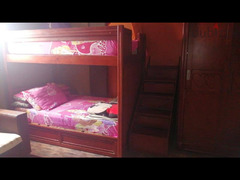 غرفة نوم أطفال زان أحمر بحالة الجديد - 1