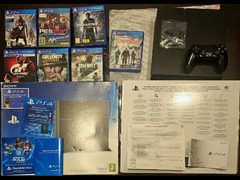 USED PS4 Fat 500 GB + 1  PRO Controller + 7 CD GAMES + NEW HEADSET