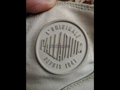 للبيع حذاء palladium اصلى فيتنامى تم شرائها من شهرين من الأمارات