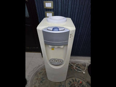 water dispenser kelvinator مبرد مياه كلفينيتور