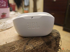 JBL HEADPHONES - 2