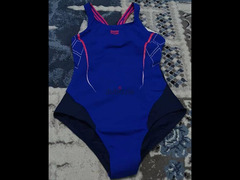 swimming for girls for compititions size 9-10 by 950 L. E